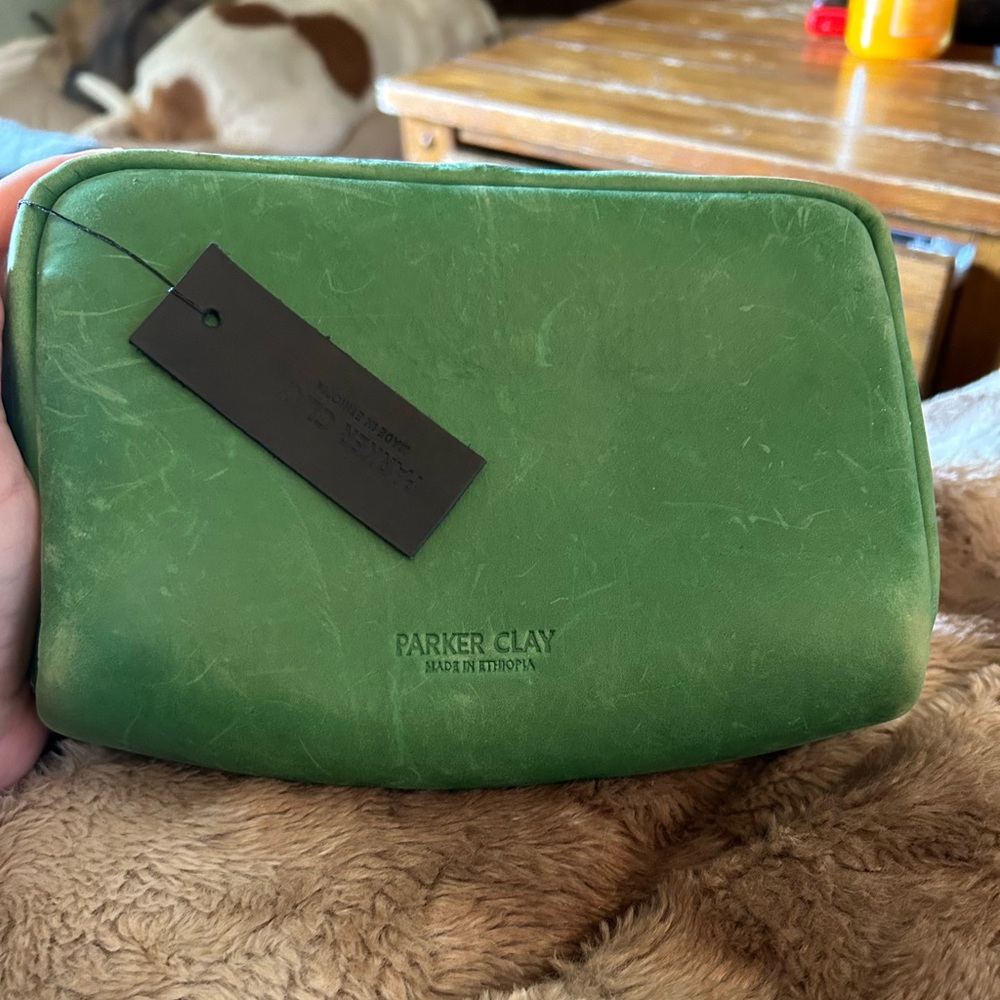 Parker Clay Green Leather Cosmetic Zip Pouch